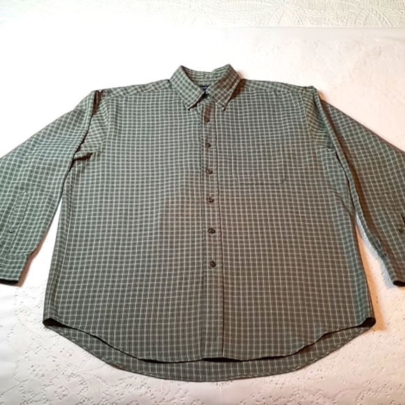 Brooks Brothers Other - Brooks Brothers Men's. Button Down Shirt Size L